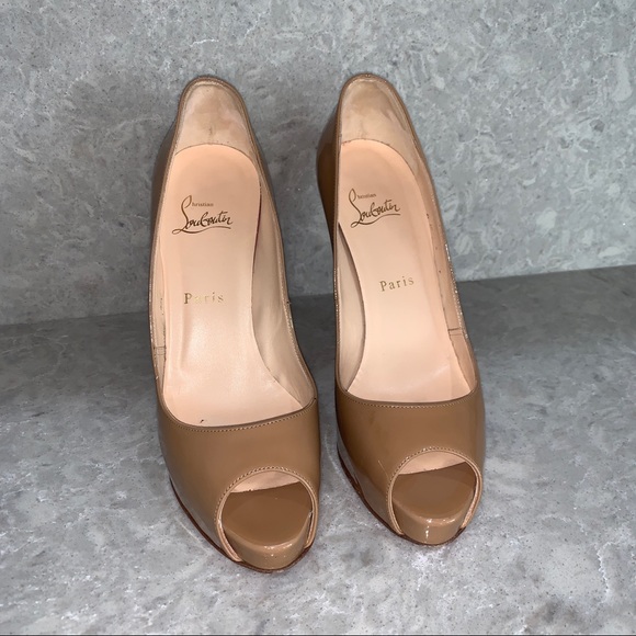 Christian Louboutin Nude Peep Toe Heels - Picture 4 of 10